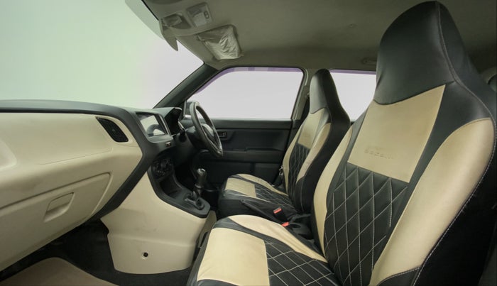 2019 Maruti New Wagon-R LXI CNG 1.0, CNG, Manual, 62,572 km, Right Side Front Door Cabin
