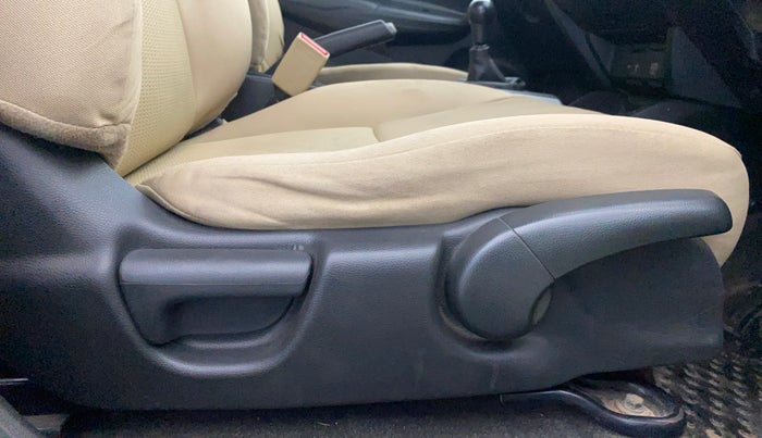 2015 Honda Jazz 1.2L I-VTEC SV, Petrol, Manual, 73,576 km, Driver Side Adjustment Panel