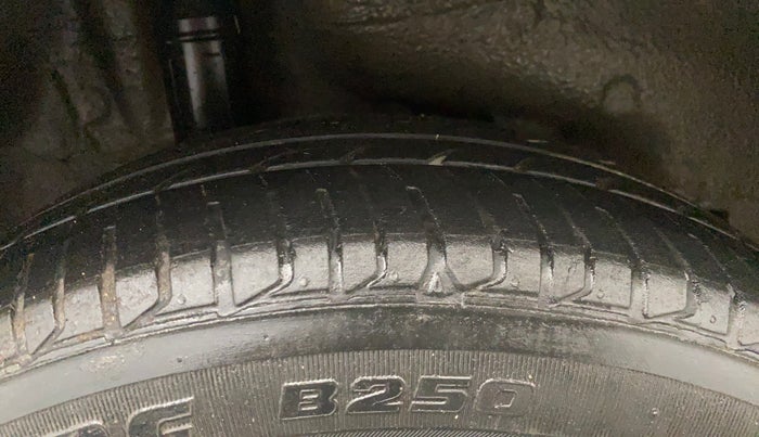 2015 Honda Jazz 1.2L I-VTEC SV, Petrol, Manual, 73,576 km, Right Rear Tyre Tread