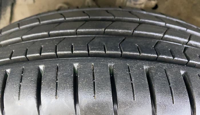 2016 Maruti Swift Dzire ZXI 1.2 BS IV, Petrol, Manual, 29,867 km, Left Front Tyre Tread