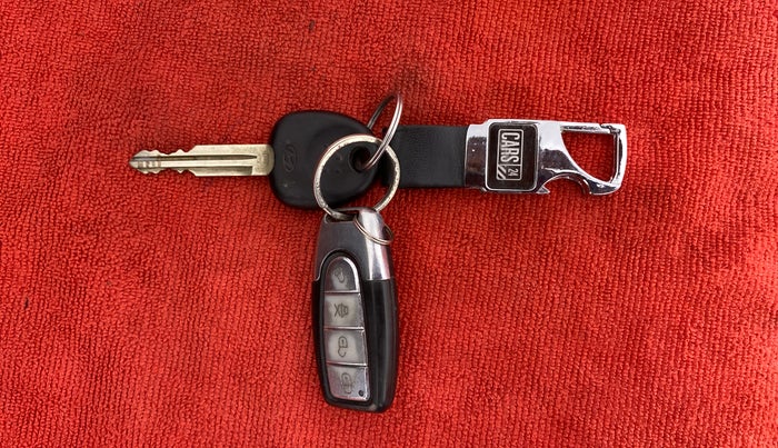 2009 Hyundai Accent EXECUTIVE, Petrol, Manual, 84,144 km, Key Close Up