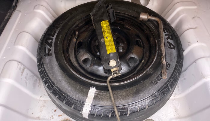 2009 Hyundai Accent EXECUTIVE, Petrol, Manual, 84,144 km, Spare Tyre