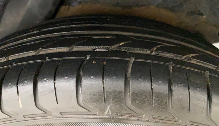 2012 Hyundai i20 SPORTZ 1.2, Petrol, Manual, 34,506 km, Left Rear Tyre Tread