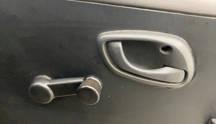 2020 Maruti Eeco 5 STR, Petrol, Manual, 96,092 km, Driver Side Door Panels Control