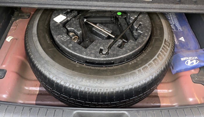 2016 Hyundai Creta SX PLUS 1.6 PETROL, Petrol, Manual, 74,277 km, Spare Tyre