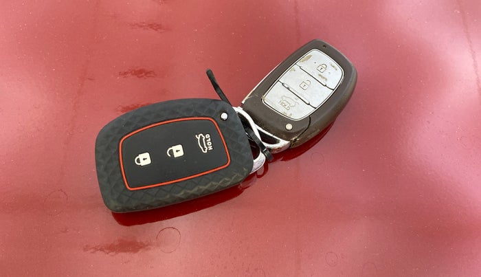 2016 Hyundai Creta SX PLUS 1.6 PETROL, Petrol, Manual, 74,277 km, Key Close Up