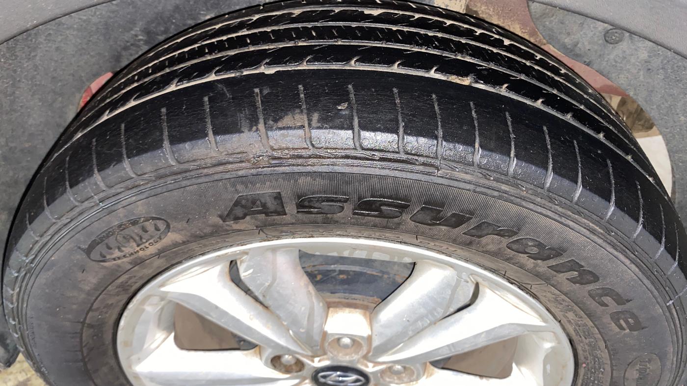 2016 Hyundai Creta SX PLUS 1.6 PETROL, Petrol, Manual, 74,277 km, Left Rear Tyre Tread