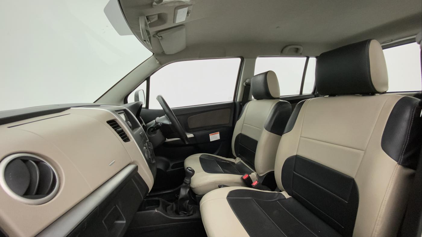 2013 Maruti Wagon R 1.0 LXI CNG, CNG, Manual, 79,953 km, Right Side Front Door Cabin
