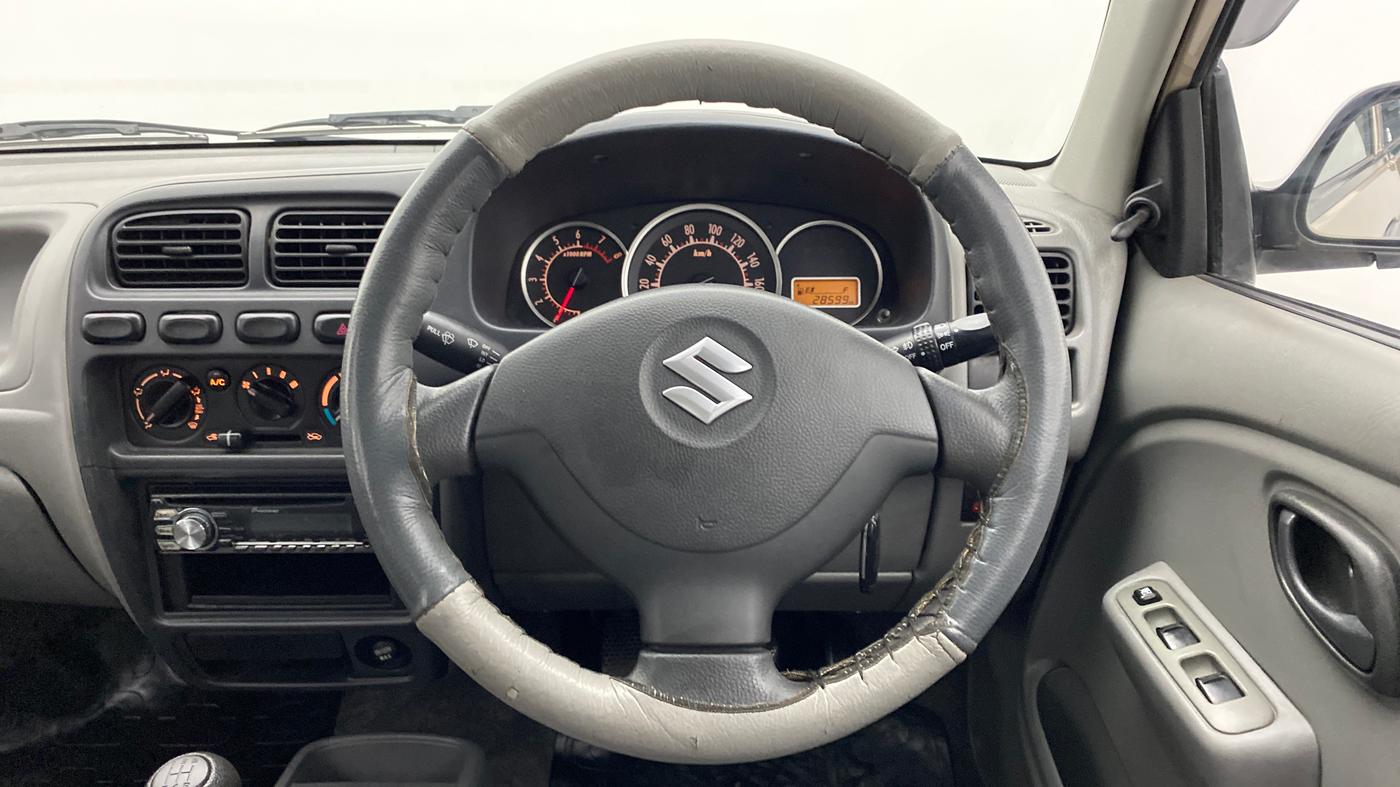 2014 Maruti Alto K10 VXI P, Petrol, Manual, 28,647 km, Steering Wheel Close Up