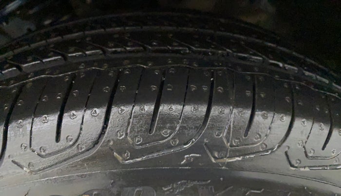 2020 Maruti IGNIS ALPHA 1.2 AMT, Petrol, Automatic, 35,980 km, Left Front Tyre Tread