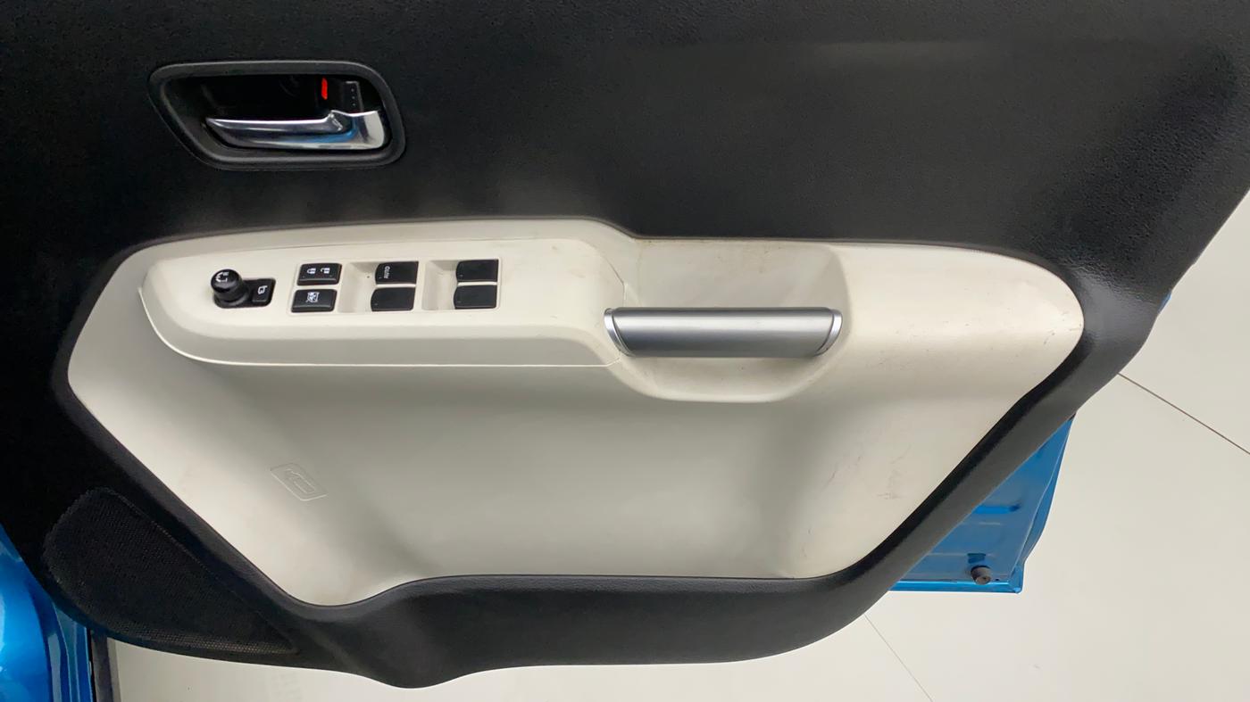 2020 Maruti IGNIS ALPHA 1.2 AMT, Petrol, Automatic, 35,980 km, Driver Side Door Panels Control