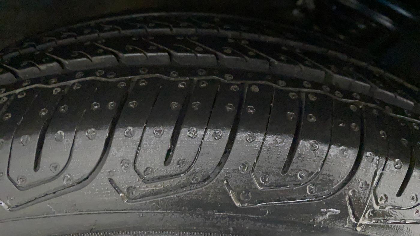2020 Maruti IGNIS ALPHA 1.2 AMT, Petrol, Automatic, 35,980 km, Right Rear Tyre Tread