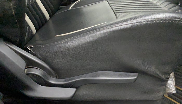 2020 Maruti IGNIS ALPHA 1.2 AMT, Petrol, Automatic, 35,980 km, Driver Side Adjustment Panel