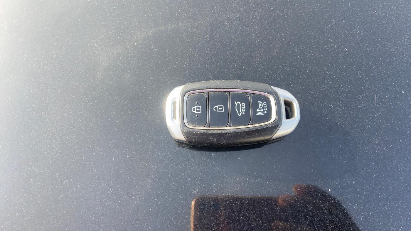 2021 Hyundai Verna SX (O) 1.0 TURBO DCT, Petrol, Automatic, 94,596 km, Key Close Up