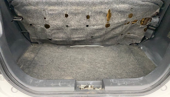 2017 Maruti Alto 800 LXI, Petrol, Manual, 17,341 km, Boot Inside