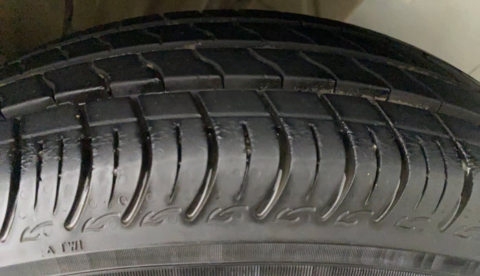 2019 Maruti S PRESSO VXI (O) AMT, Petrol, Automatic, 30,347 km, Left Rear Tyre Tread