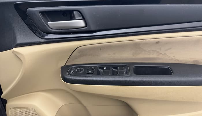 2019 Honda Amaze 1.2L I-VTEC S, Petrol, Manual, 23,946 km, Driver Side Door Panels Control