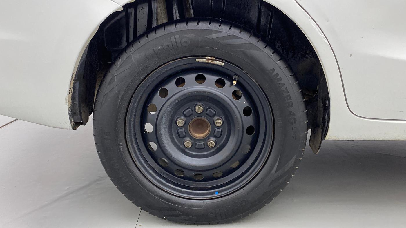 2018 Maruti Ertiga VDI SHVS, Diesel, Manual, 88,509 km, Right Rear Wheel