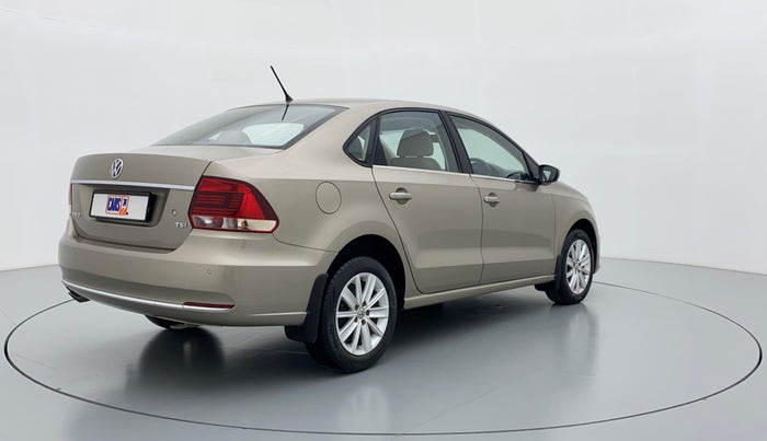 2016 Volkswagen Vento HIGHLINE PETROL AT, Petrol, Automatic, 35,564 km, Right Back Diagonal (45- Degree) View