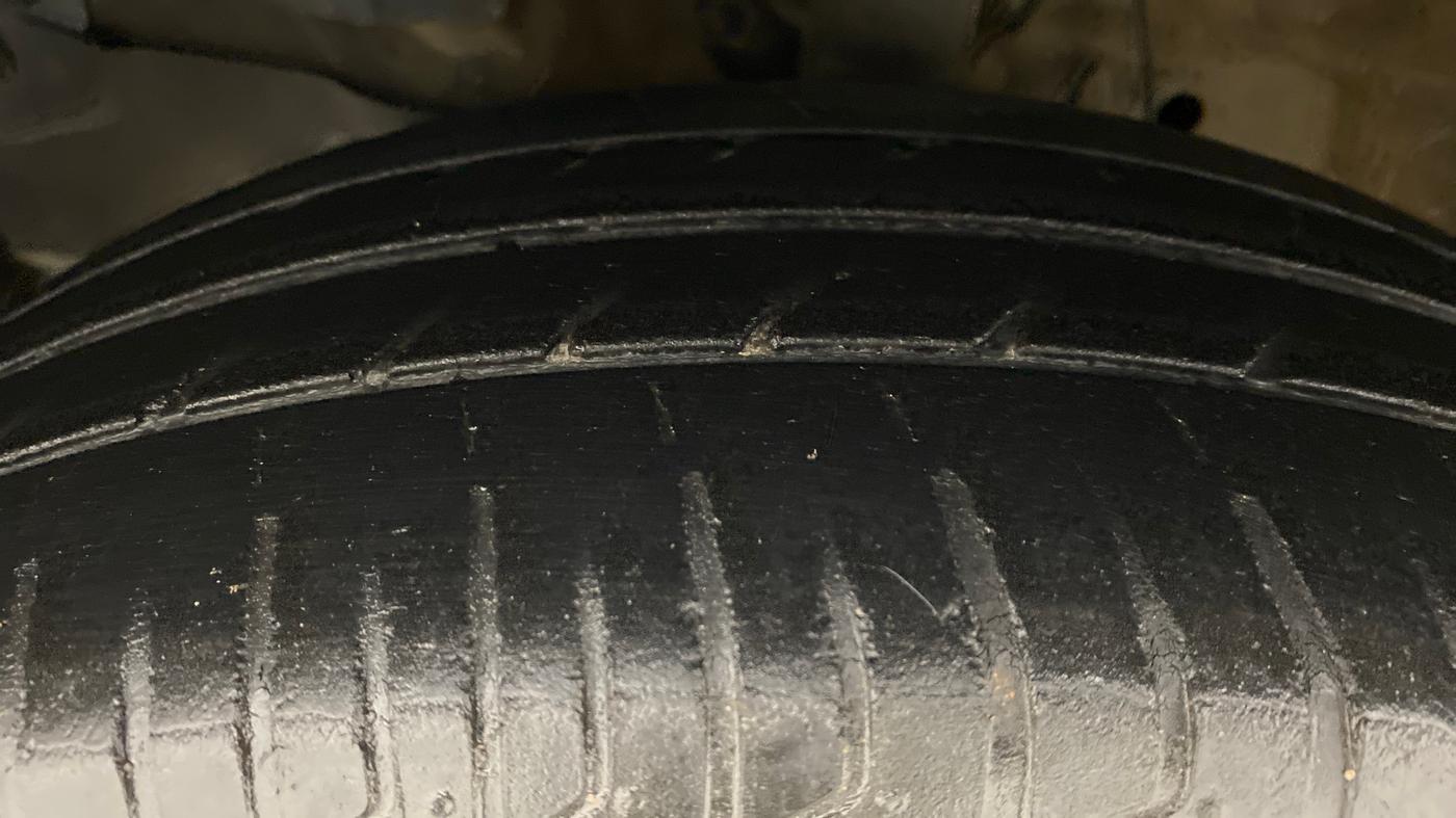 2017 Honda Jazz 1.2 V AT, Petrol, Automatic, 48,478 km, Left Front Tyre Tread