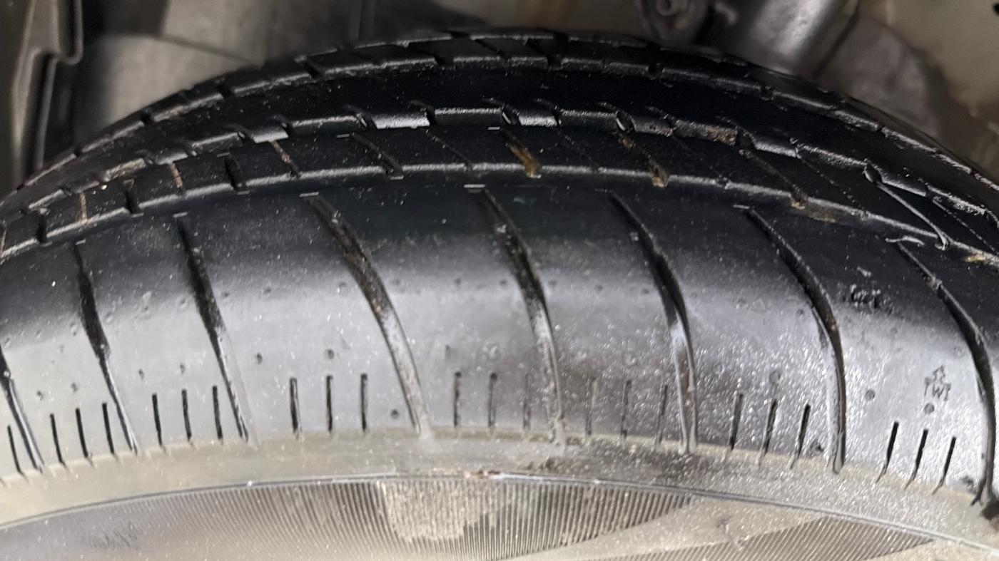 2018 Honda Amaze 1.2L I-VTEC S, Petrol, Manual, 62,254 km, Left Front Tyre Tread