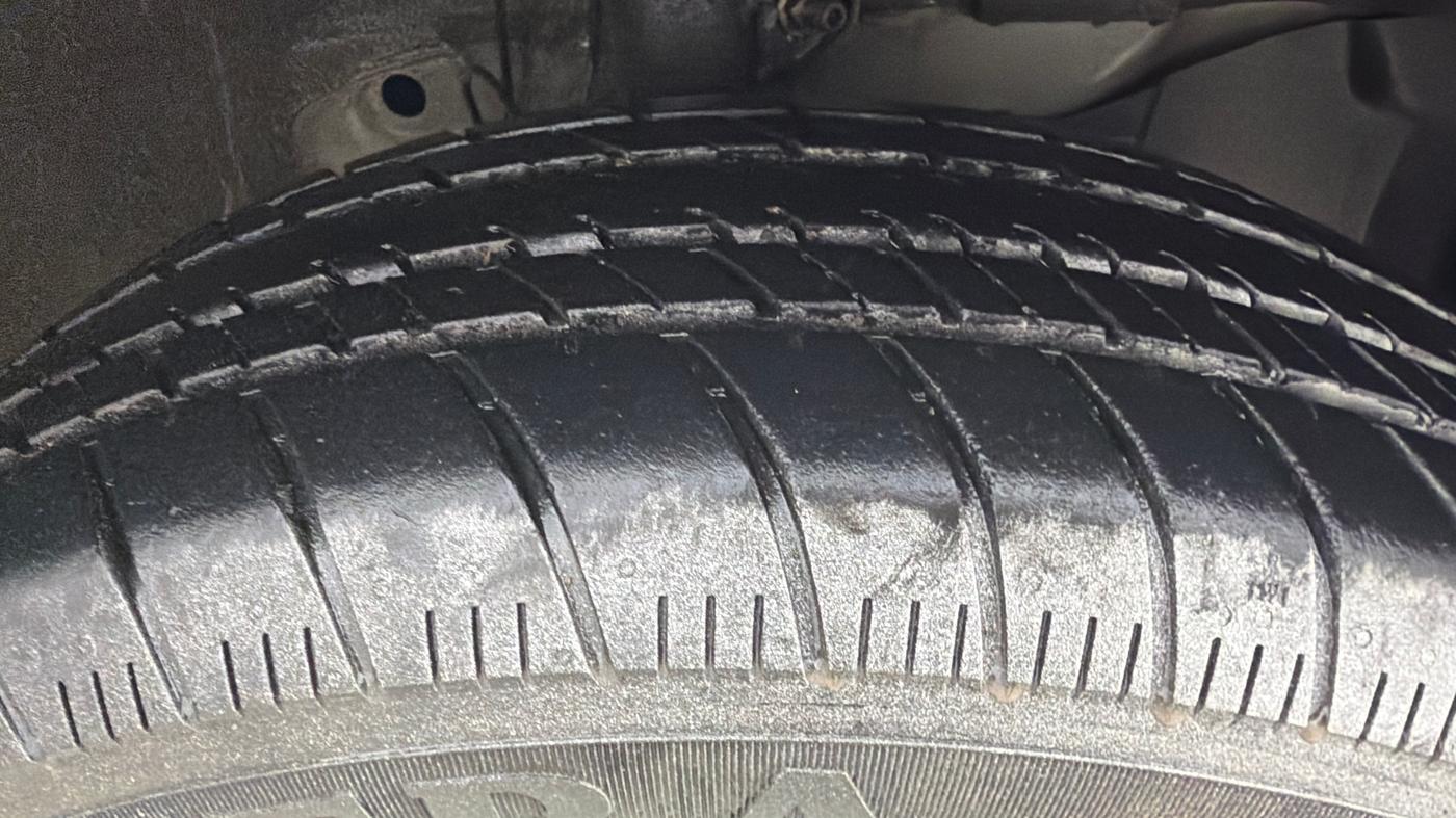 2018 Honda Amaze 1.2L I-VTEC S, Petrol, Manual, 62,254 km, Right Front Tyre Tread