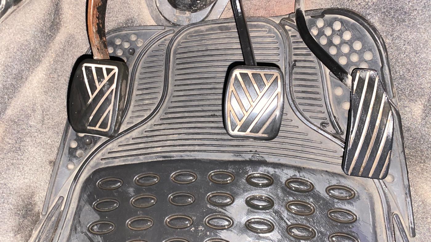 2014 Maruti Wagon R Stingray VXI, CNG, Manual, 96,154 km, Pedals