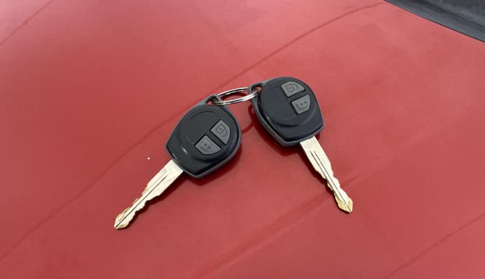 2014 Maruti Wagon R Stingray VXI, CNG, Manual, 96,154 km, Key Close Up