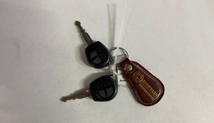 2024 Maruti Swift LXi, Petrol, Manual, 2,607 km, Key Close Up