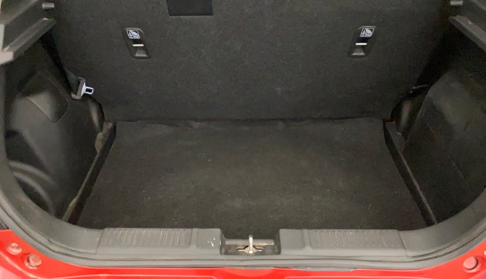 2024 Maruti Swift LXi, Petrol, Manual, 2,607 km, Boot Inside