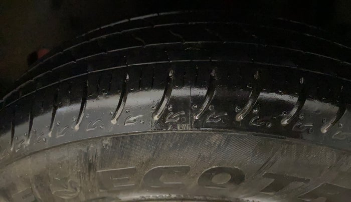 2024 Maruti Swift LXi, Petrol, Manual, 2,607 km, Left Rear Tyre Tread