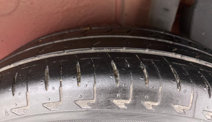 2018 Maruti IGNIS DELTA 1.2 AMT, Petrol, Automatic, 33,509 km, Left Rear Tyre Tread
