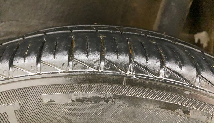 2024 Maruti S PRESSO LXI S-CNG, CNG, Manual, 23,133 km, Left Rear Tyre Tread