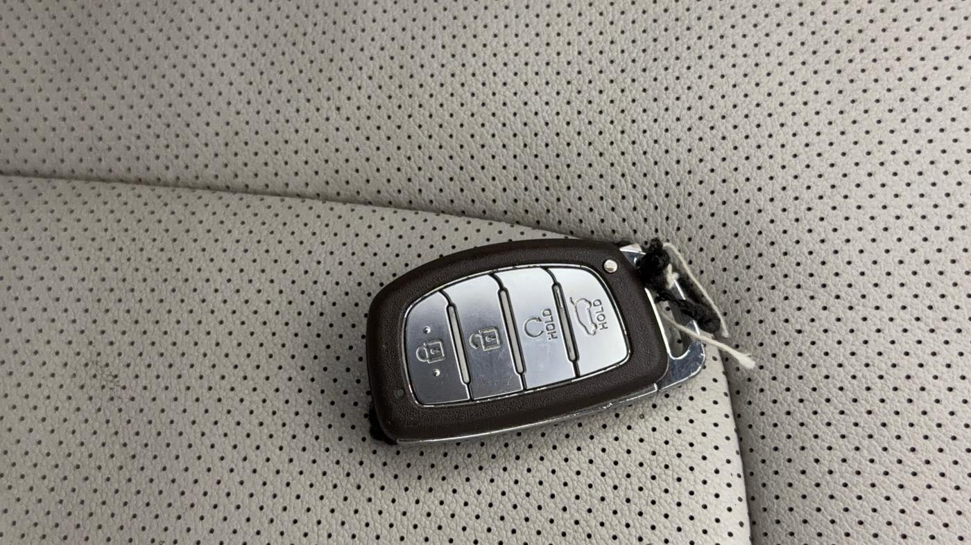 2021 Hyundai Creta SX (O) 1.5 DIESEL, Diesel, Manual, 99,774 km, Key Close Up