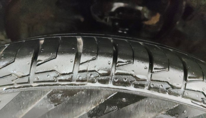 2020 KIA SELTOS GTX PLUS DCT 1.4 PETROL, Petrol, Automatic, 52,498 km, Left Front Tyre Tread