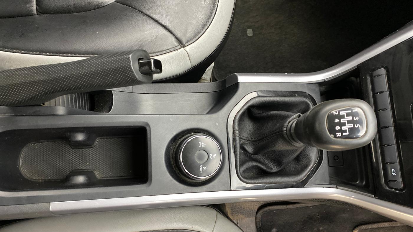 2022 Tata NEXON XM DIESEL, Diesel, Manual, 81,115 km, Gear Lever