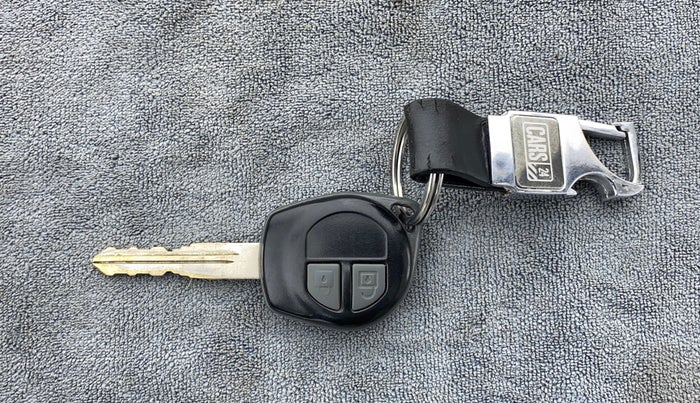 2010 Maruti Swift Dzire VXI, Petrol, Manual, 90,170 km, Key Close Up