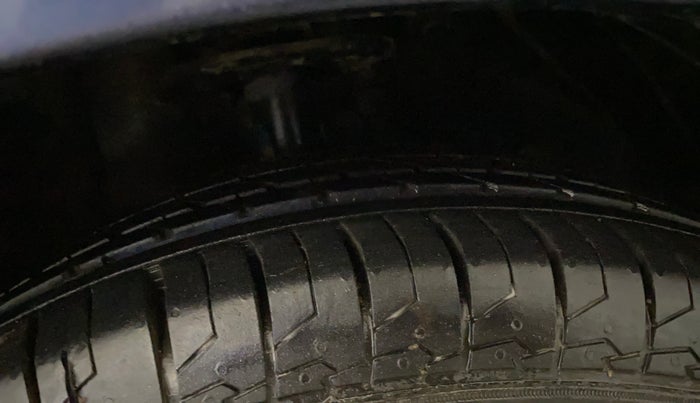 2019 Maruti Baleno SIGMA PETROL 1.2, Petrol, Manual, 60,923 km, Right Front Tyre Tread