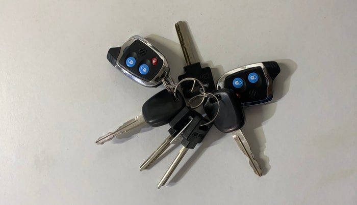 2019 Maruti Baleno SIGMA PETROL 1.2, Petrol, Manual, 60,923 km, Key Close Up