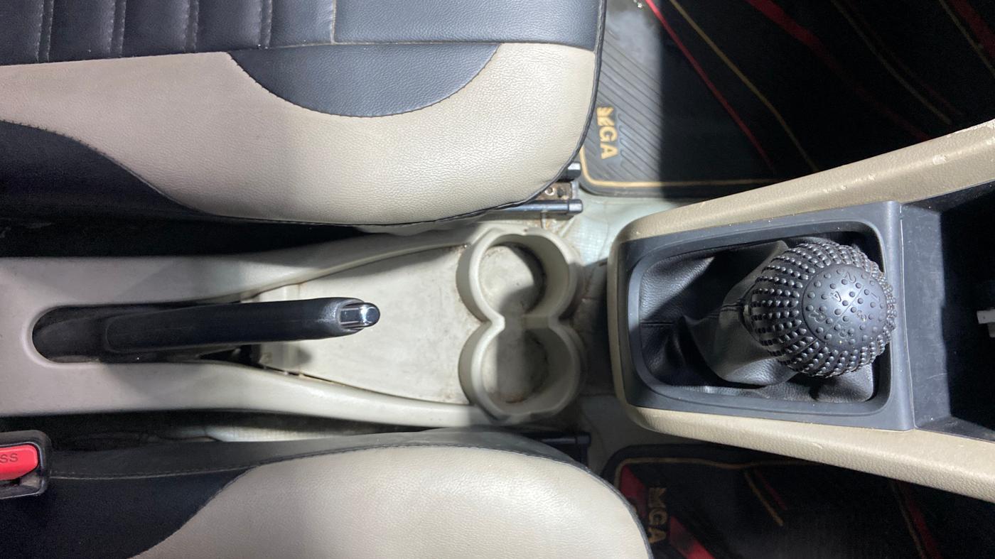 2014 Maruti Celerio VXI, Petrol, Manual, 73,890 km, Gear Lever