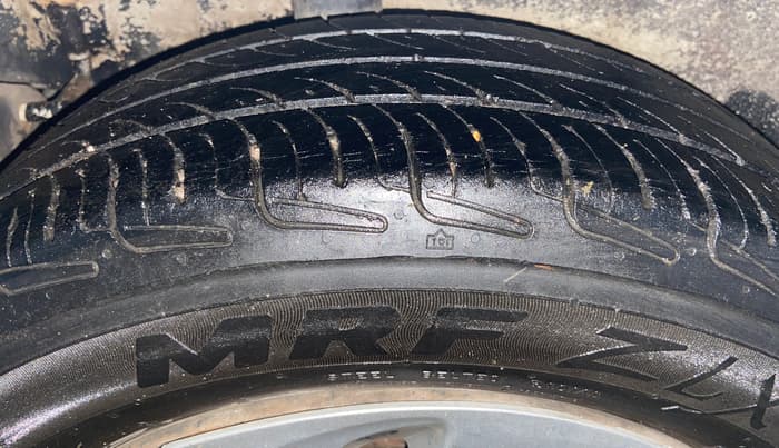 2014 Maruti Celerio VXI, Petrol, Manual, 73,853 km, Right Rear Tyre Tread