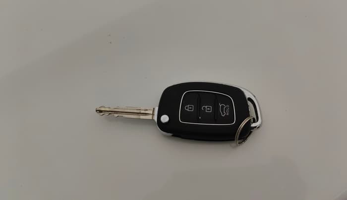 2018 Hyundai Elite i20 ASTA 1.2  CVT, Petrol, Automatic, 21,112 km, Key Close Up