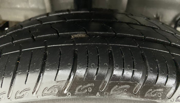 2019 Tata Tiago XZA 1.2 REVOTRON, Petrol, Automatic, 11,695 km, Right Rear Tyre Tread