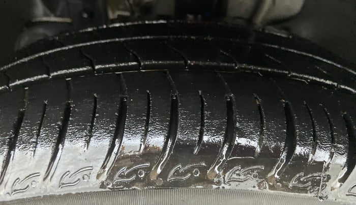 2019 Tata Tiago XZA 1.2 REVOTRON, Petrol, Automatic, 11,695 km, Left Front Tyre Tread