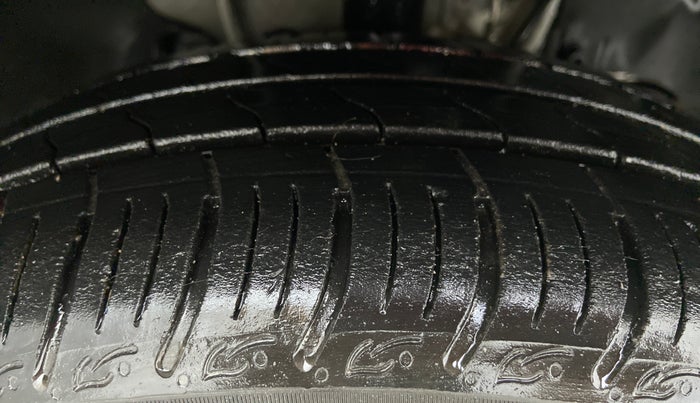 2019 Tata Tiago XZA 1.2 REVOTRON, Petrol, Automatic, 11,695 km, Right Front Tyre Tread