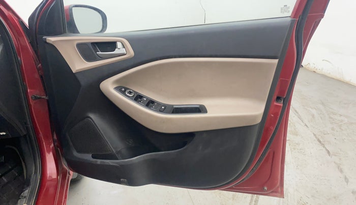 2017 Hyundai Elite i20 SPORTZ 1.2, Petrol, Manual, 32,699 km, Driver Side Door Panels Control