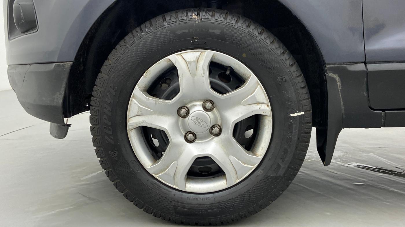 2013 Ford Ecosport 1.5 AMBIENTE TDCI, Diesel, Manual, 1,15,227 km, Left Front Wheel