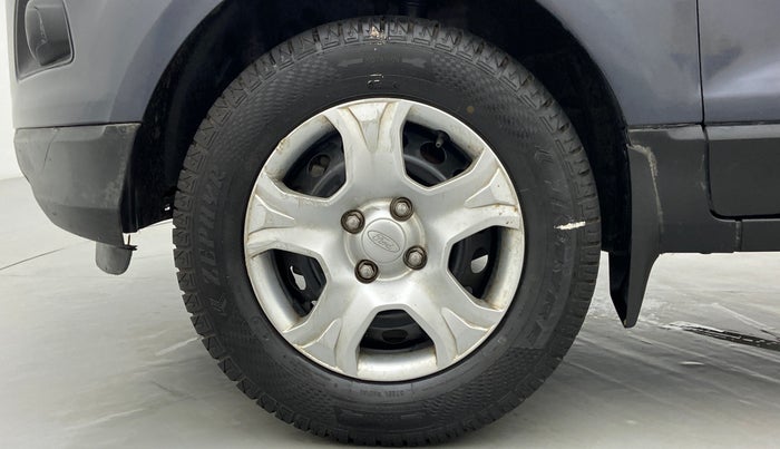 2013 Ford Ecosport 1.5 AMBIENTE TDCI, Diesel, Manual, 1,15,227 km, Left Front Wheel