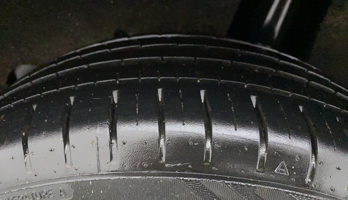 2020 Maruti Baleno ZETA PETROL 1.2, Petrol, Manual, 19,254 km, Left Rear Tyre Tread