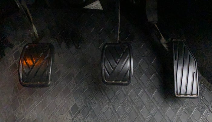 2020 Maruti Baleno ZETA PETROL 1.2, Petrol, Manual, 19,254 km, Pedals